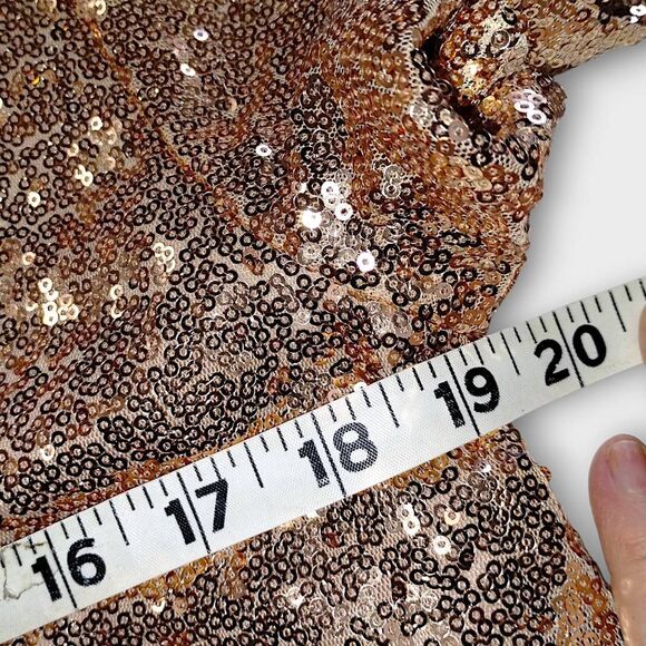 Lulus Dress Sz S Swiftie Sequin Short Sleeve Shift Vneck Glamour Princesscore Pa - Picture 10 of 11